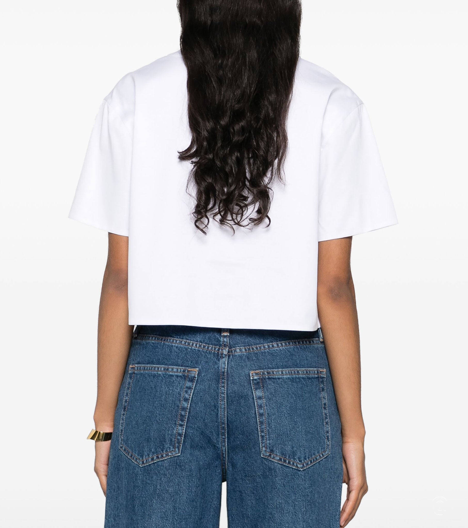 Back of model wear V cropped t-shirt - Nixxy Shop