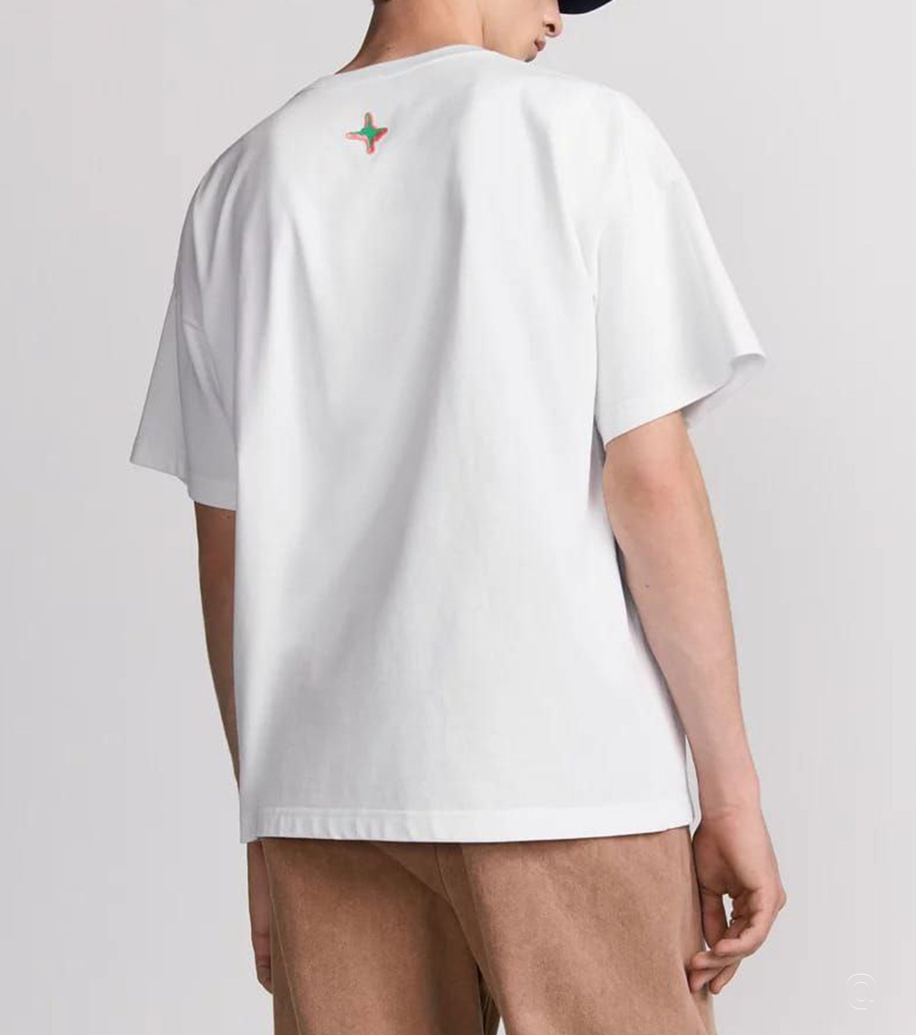 Back of model wear Louis Hamilton T-shirt - Nixxy Shop