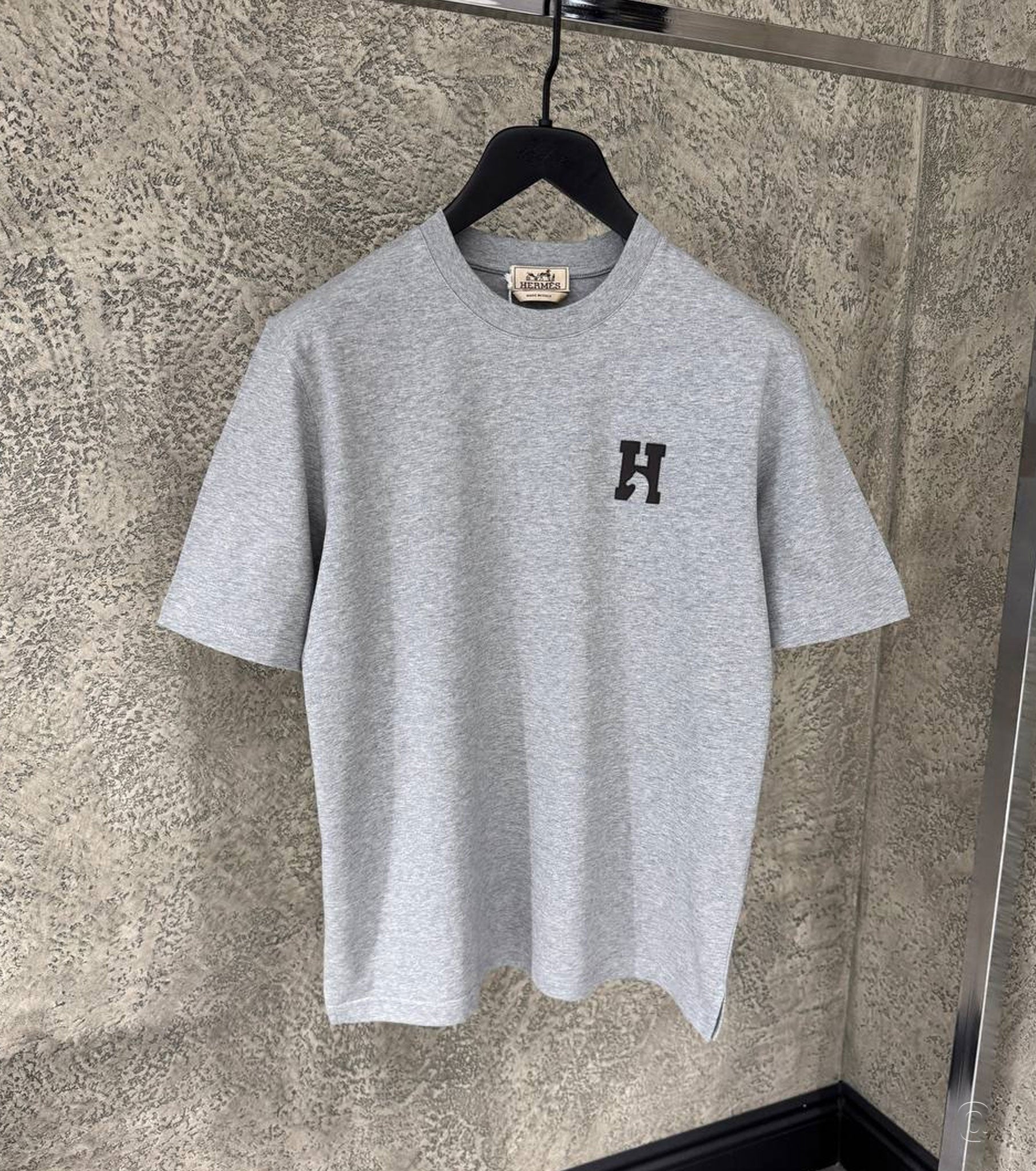"H'Cheval" t-shirt with leather detail