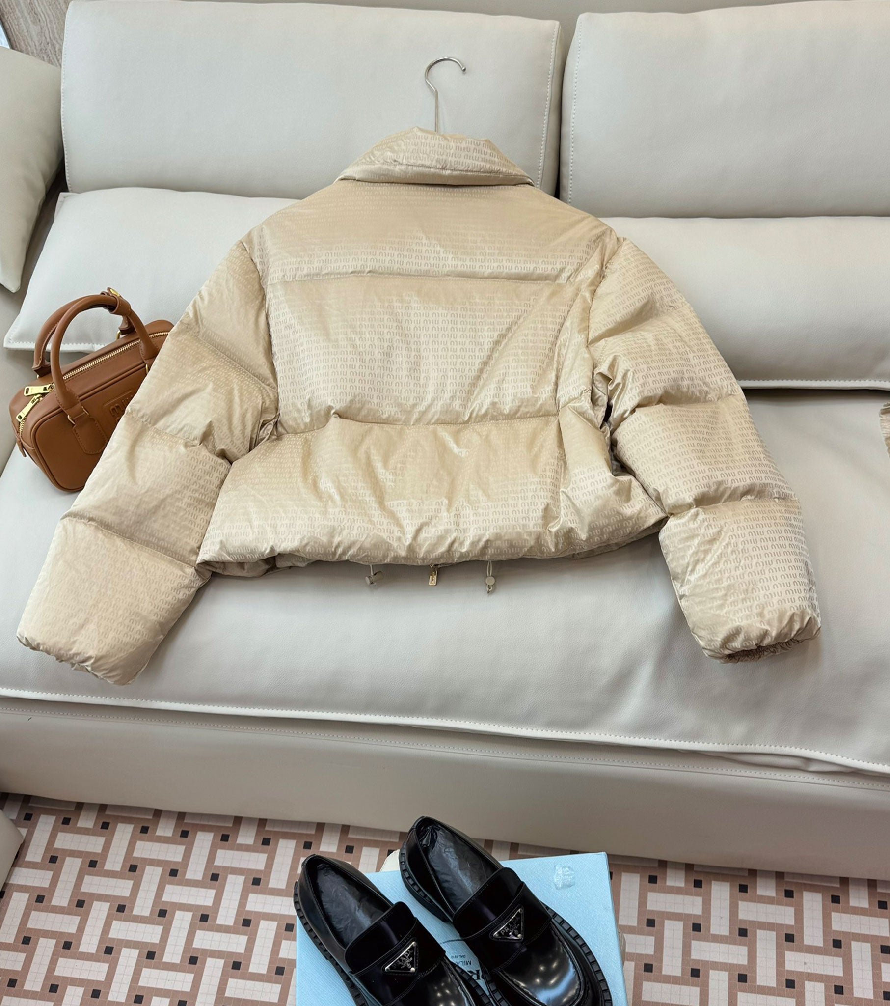 Women down bomber jacket