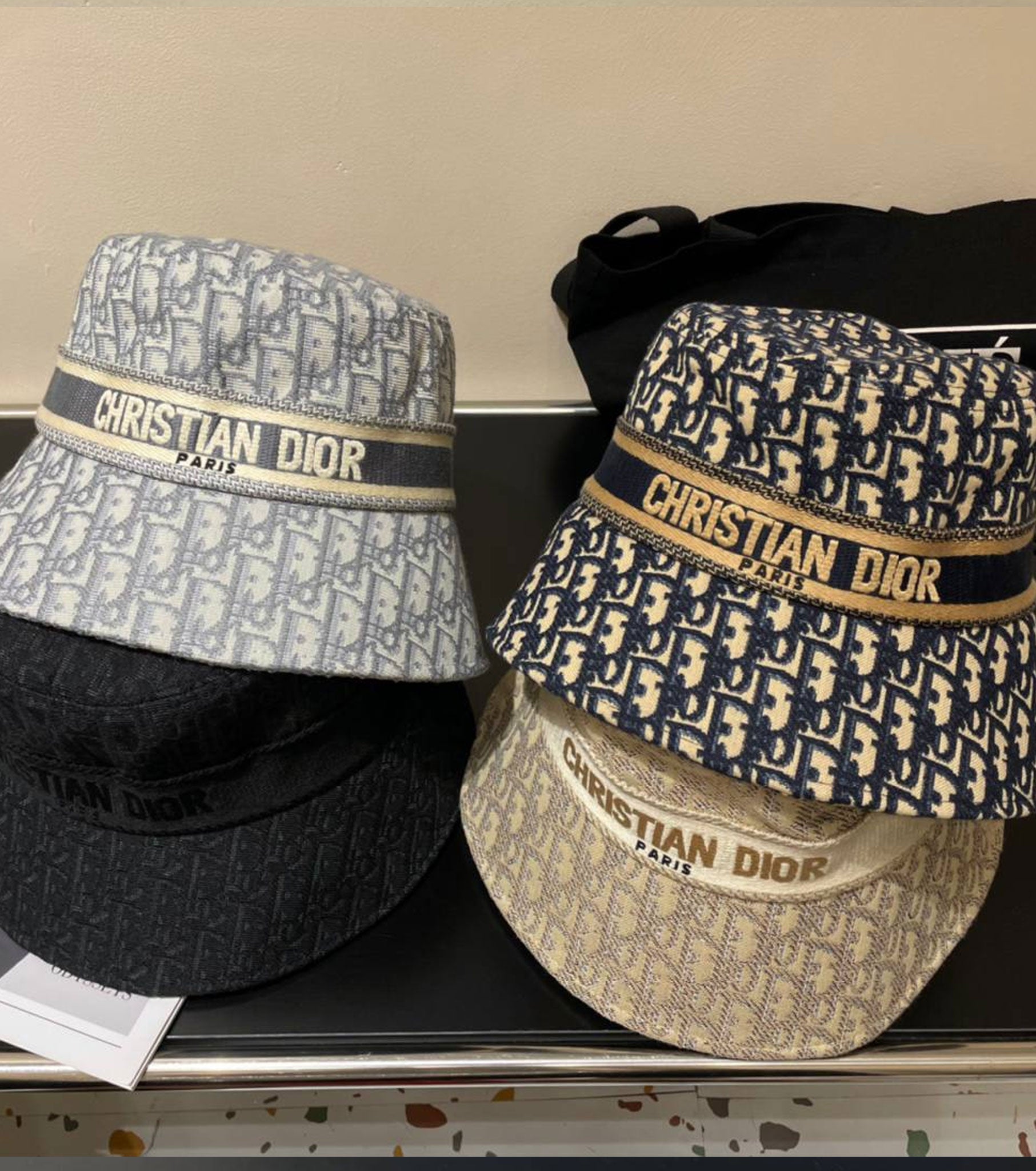 Oblique Small Brim Bucket Hat