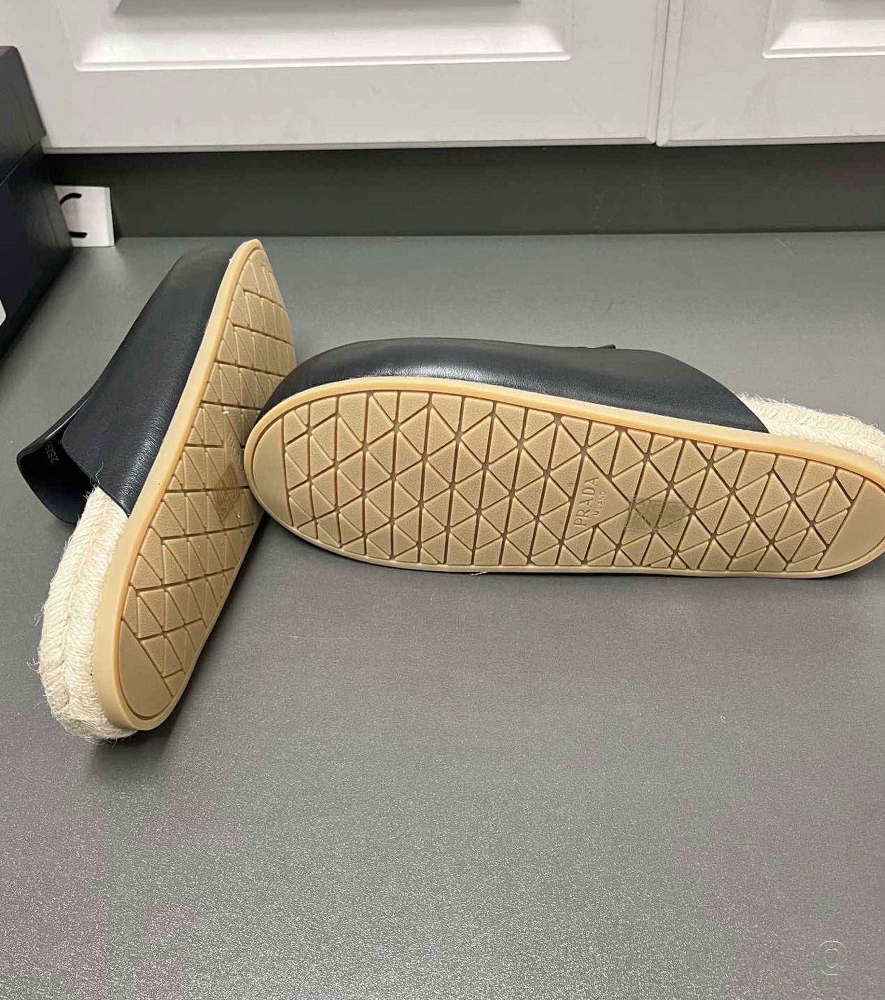Leather mules