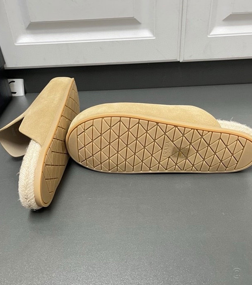Suede mules