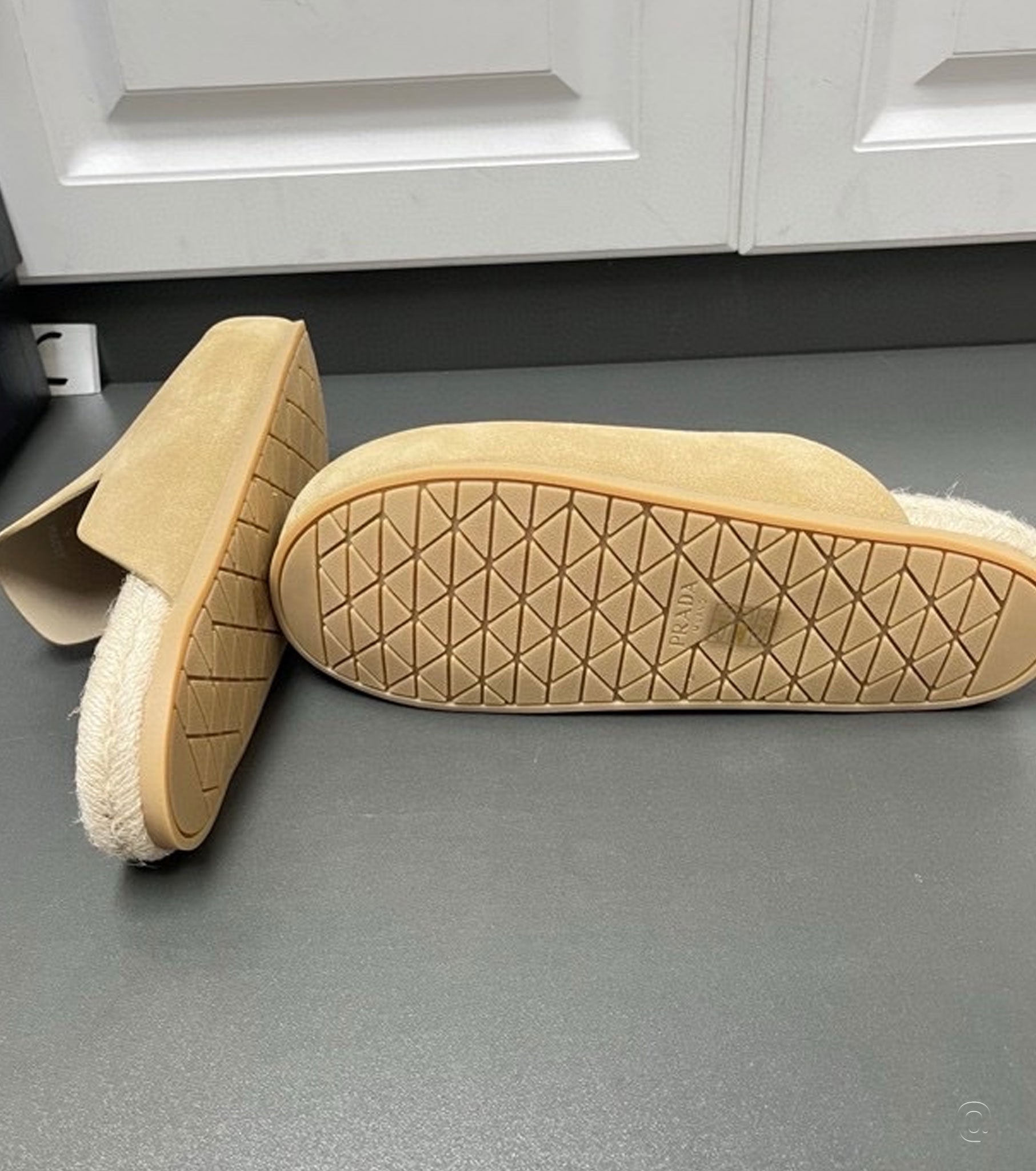 Suede mules