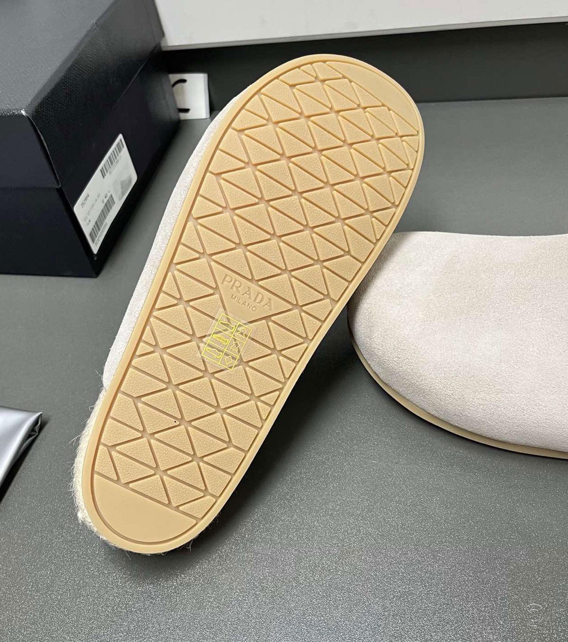 Suede mules