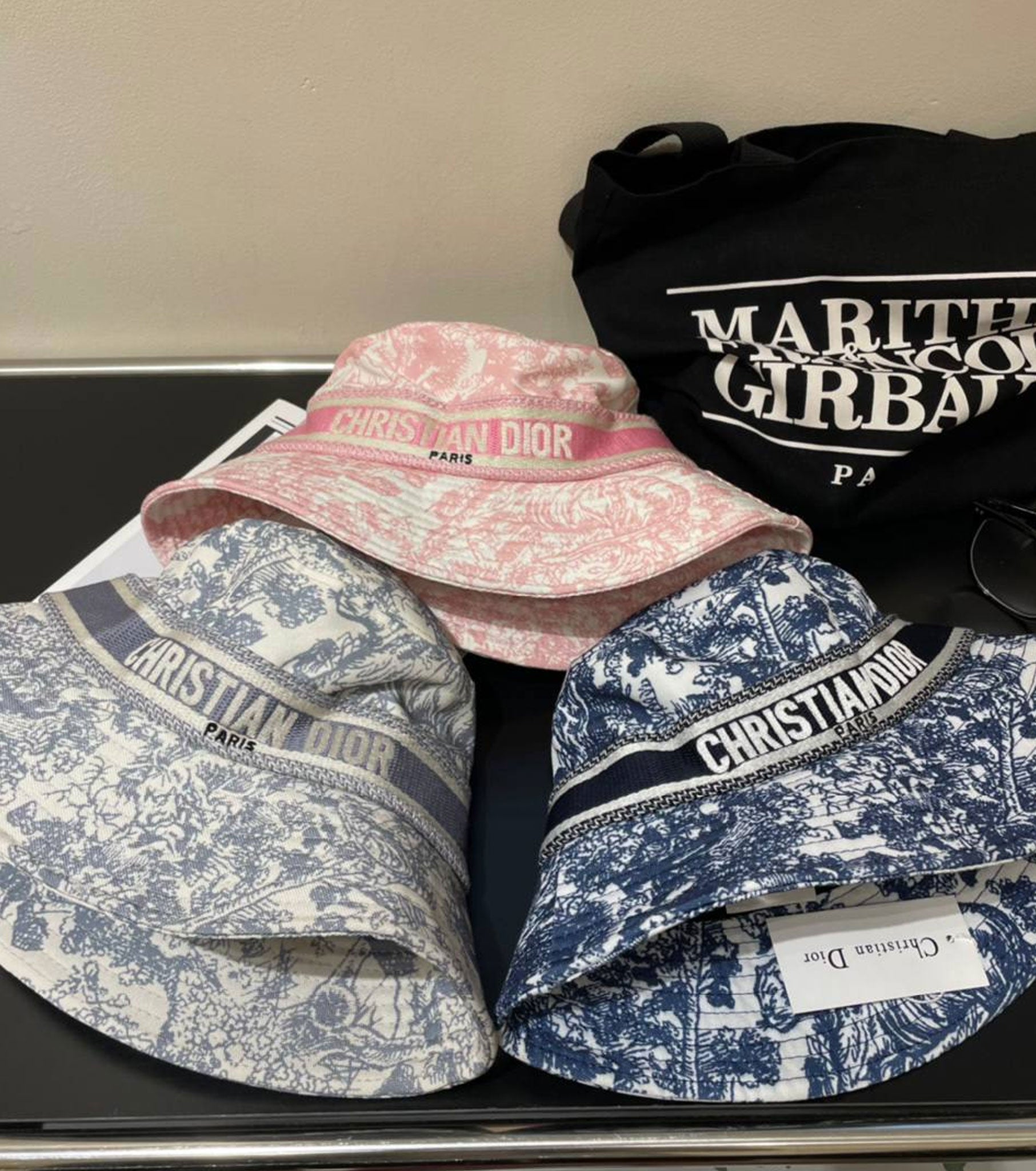 D-Bobby Small-Brim Bucket Hat
