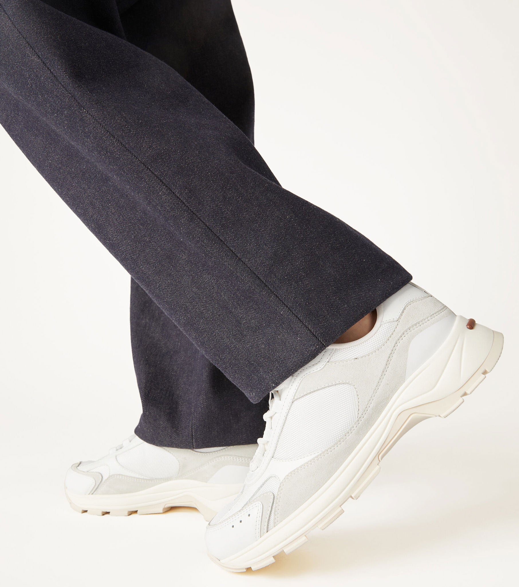 Cairn Walk Sneaker