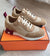 Bouncing sneaker