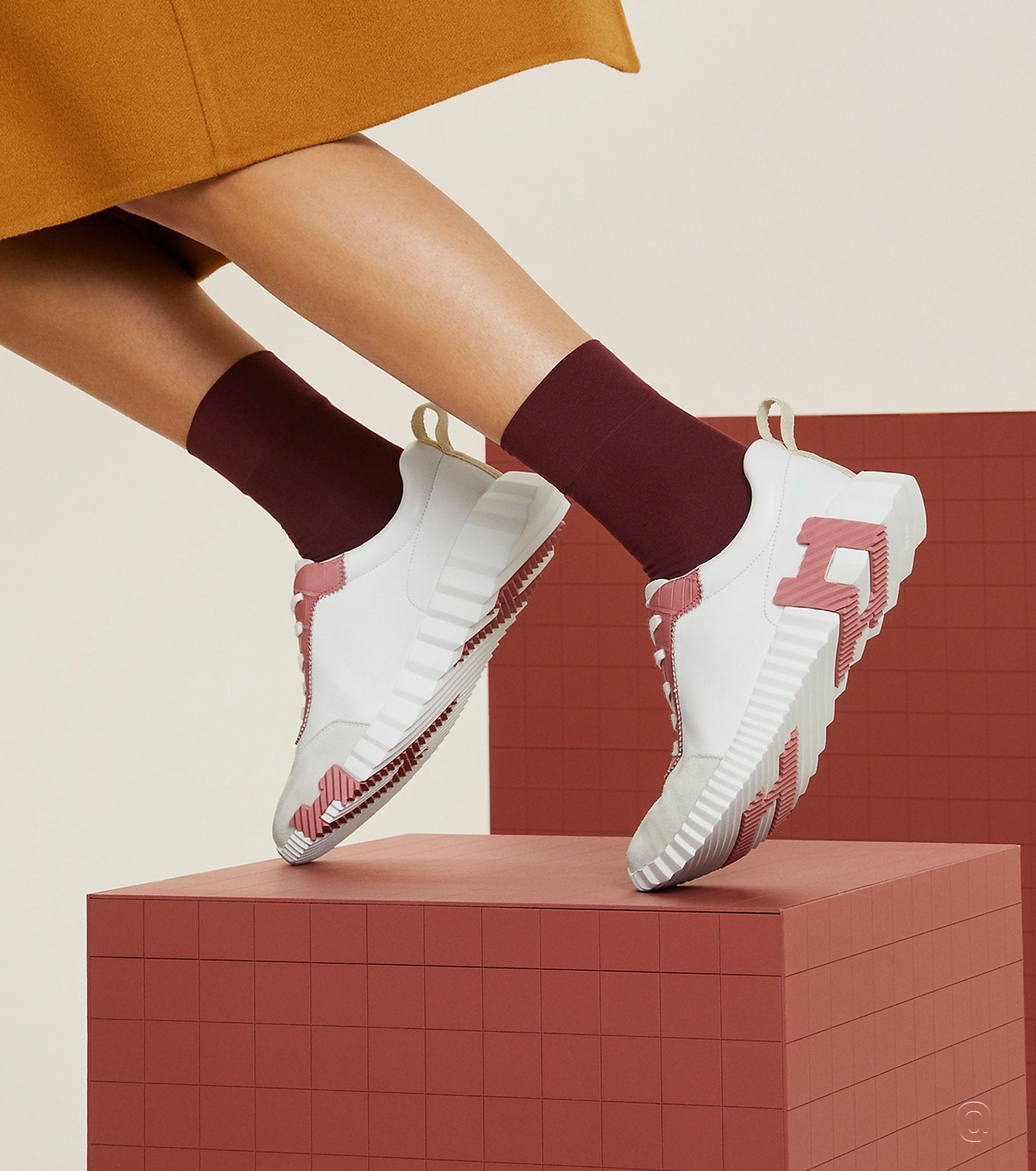 Bouncing sneaker