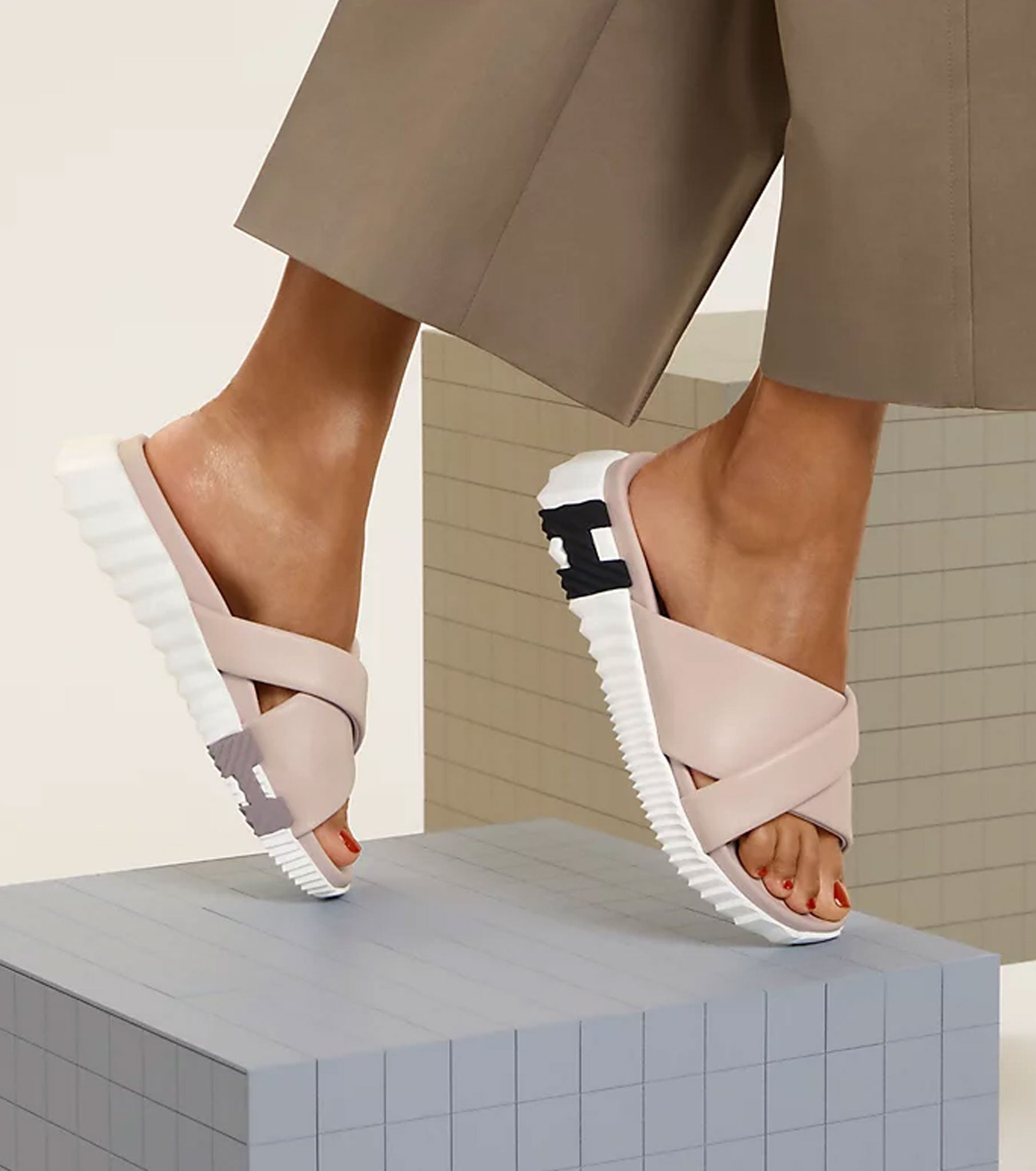 Women Infra sandal