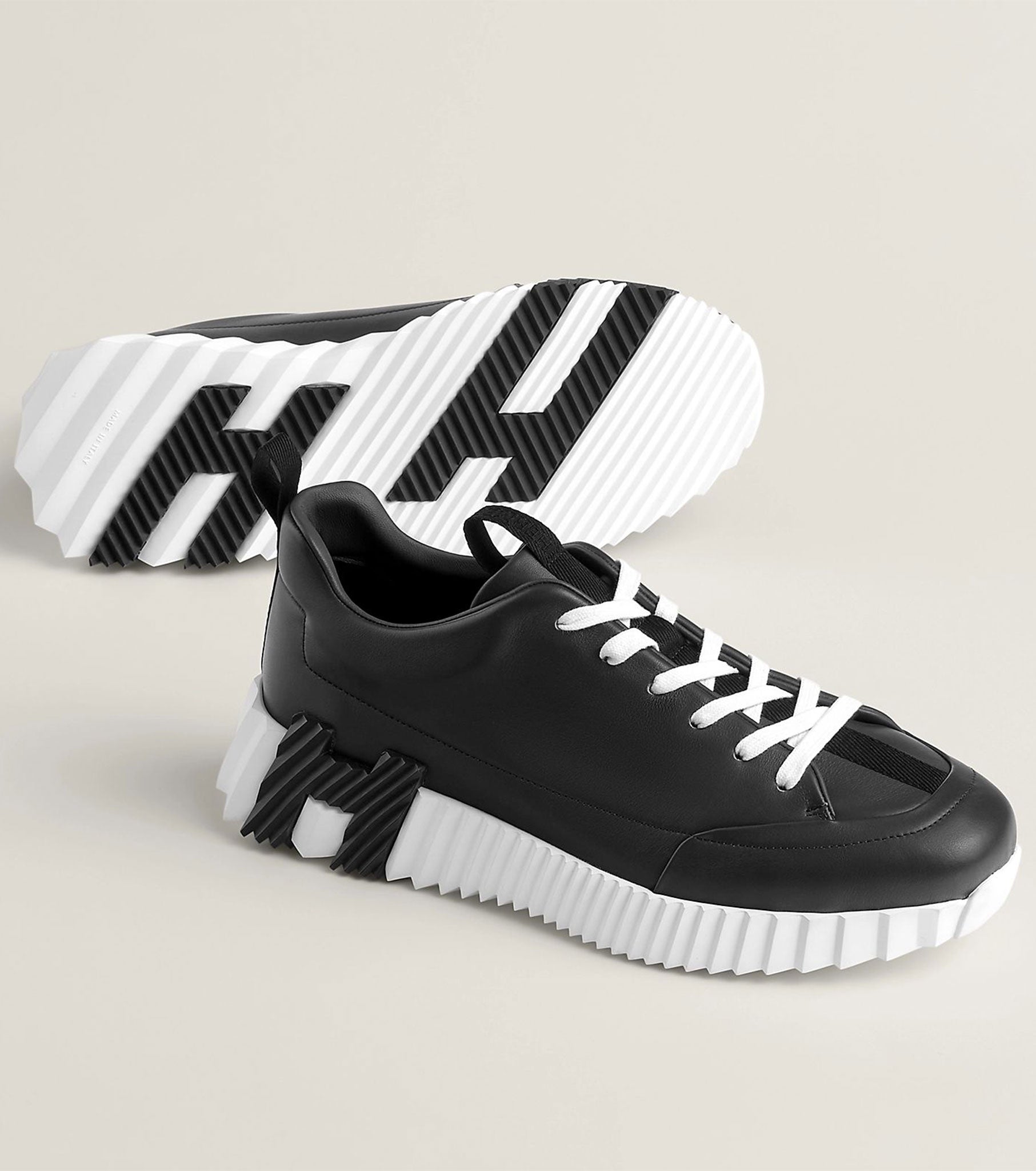 Jump sneaker