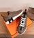 Jump sneaker
