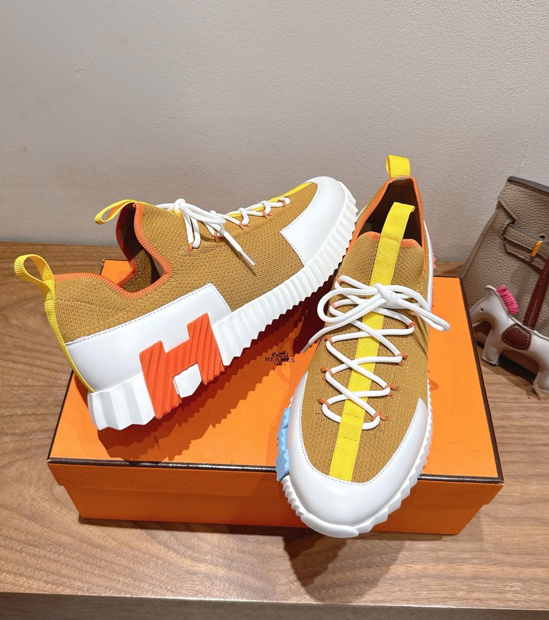 Lift slip-on sneaker