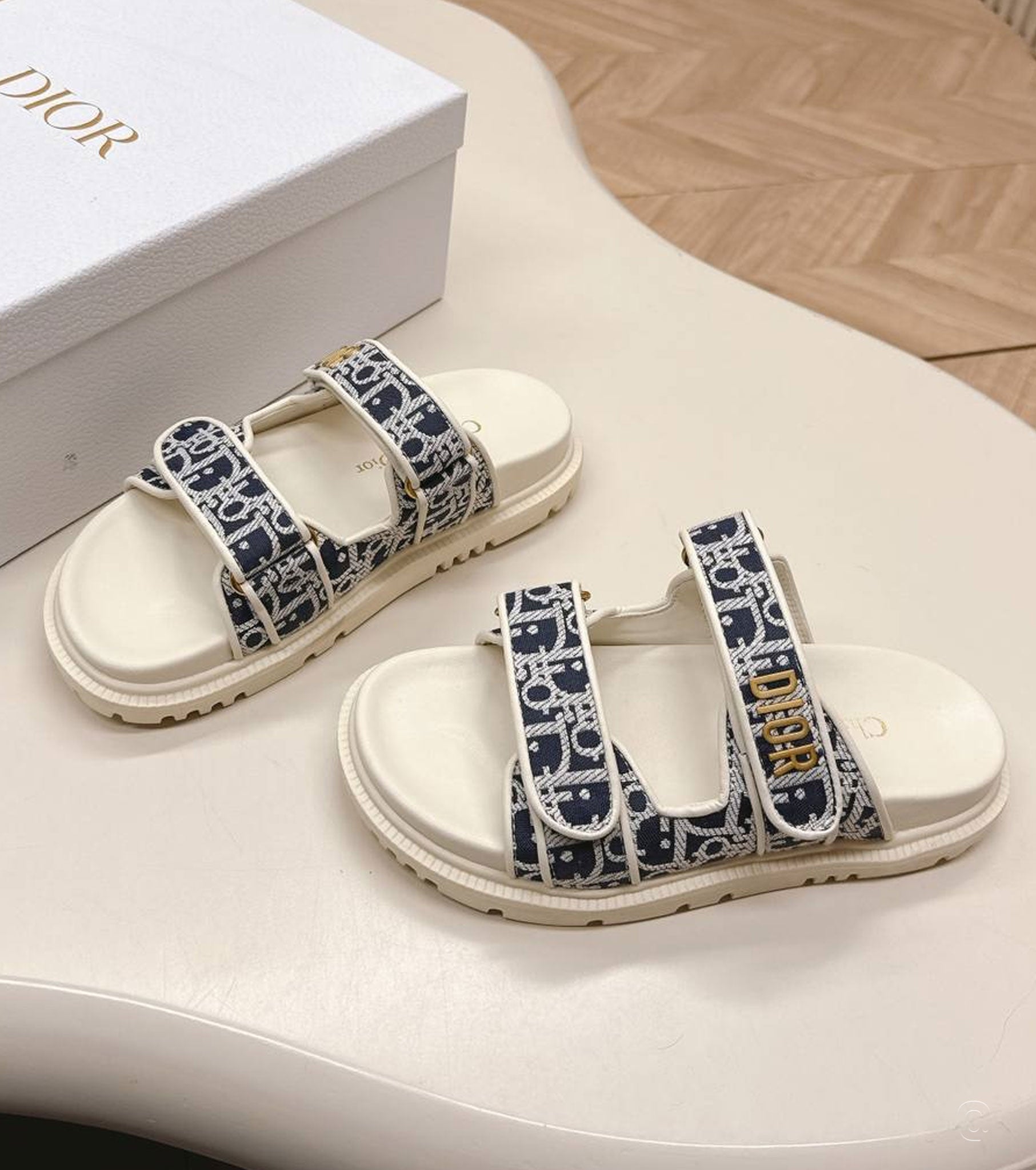 Dioract Slides