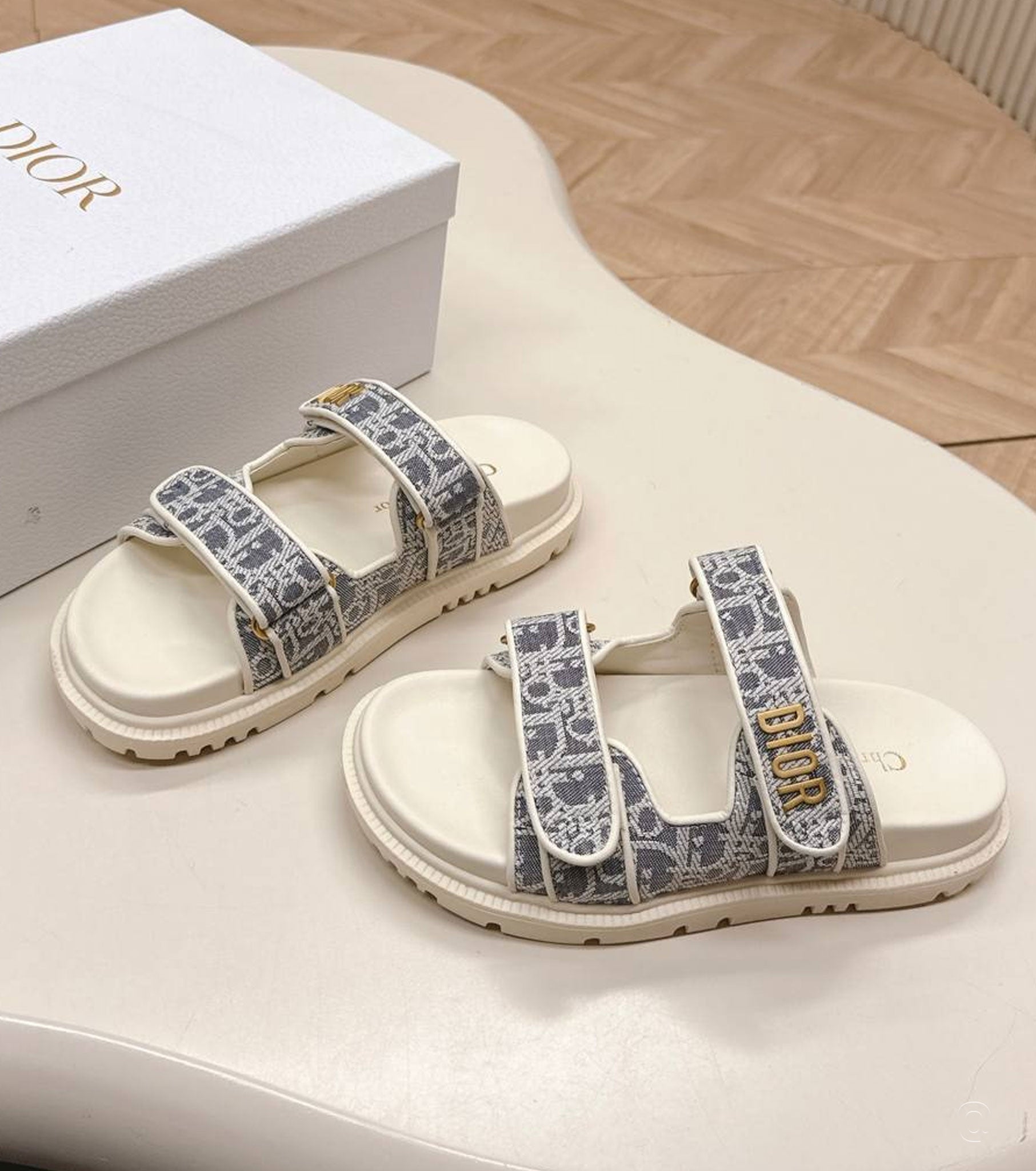 Dioract Slides