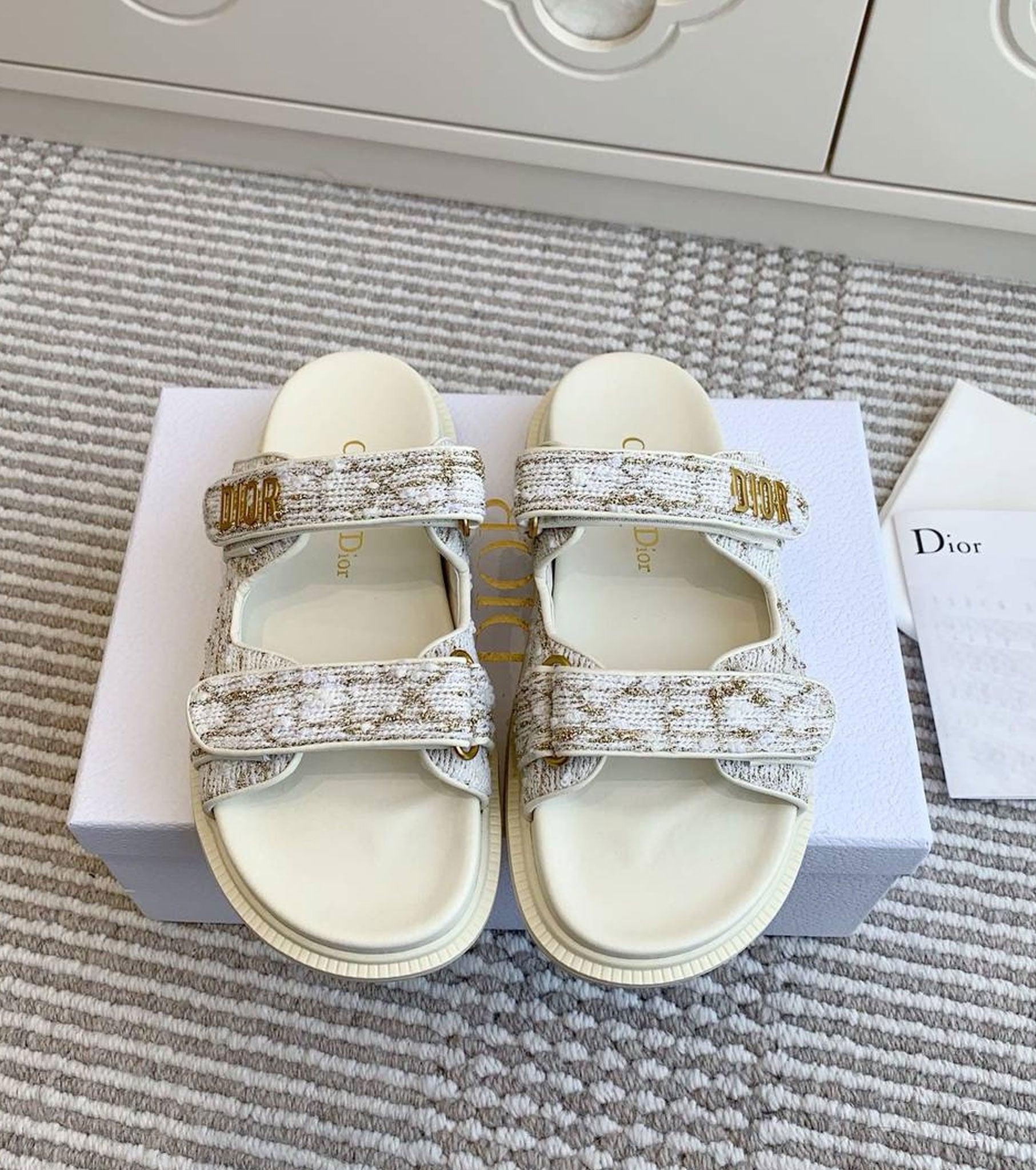 Dioract Slides