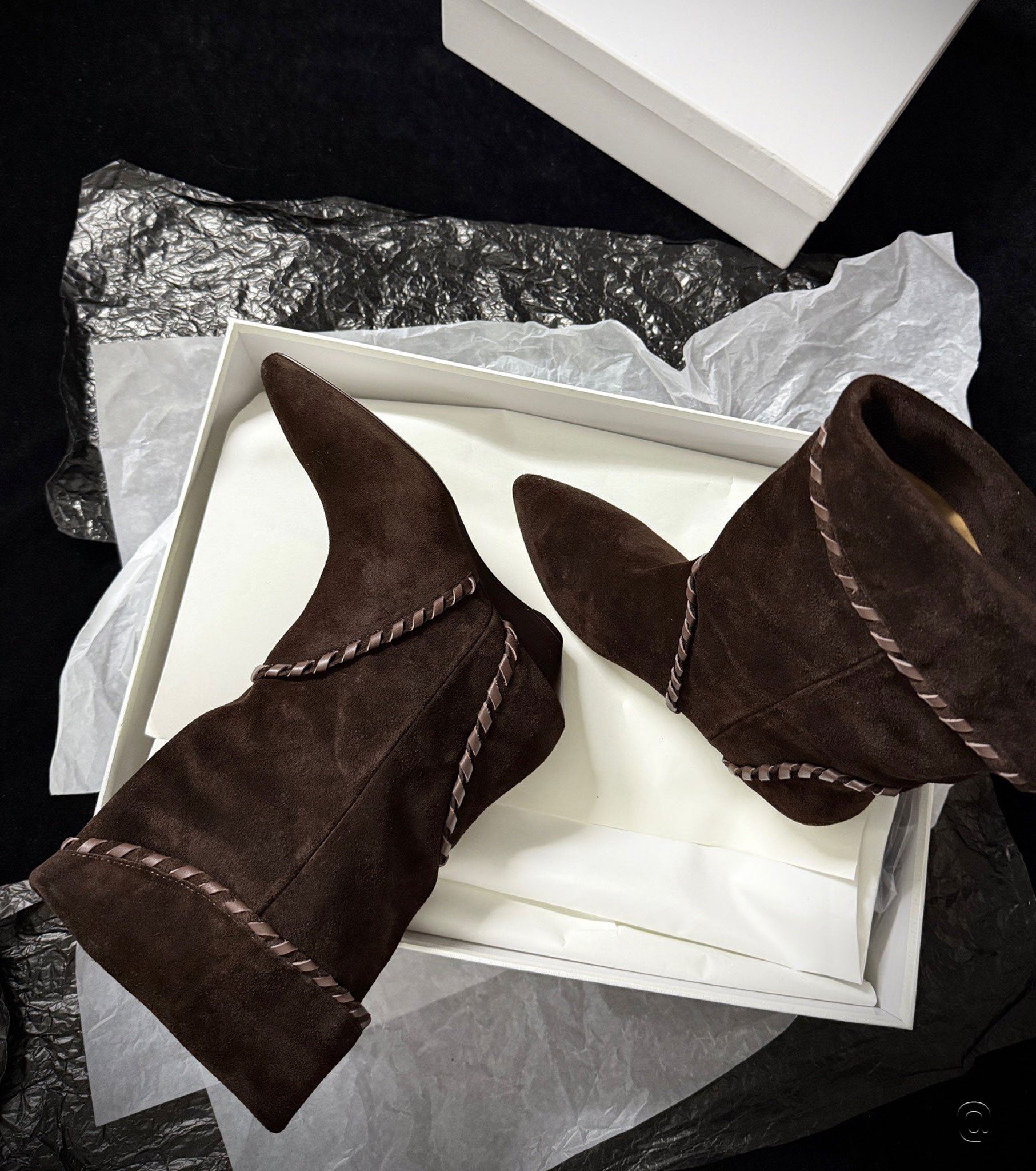 Suede boots