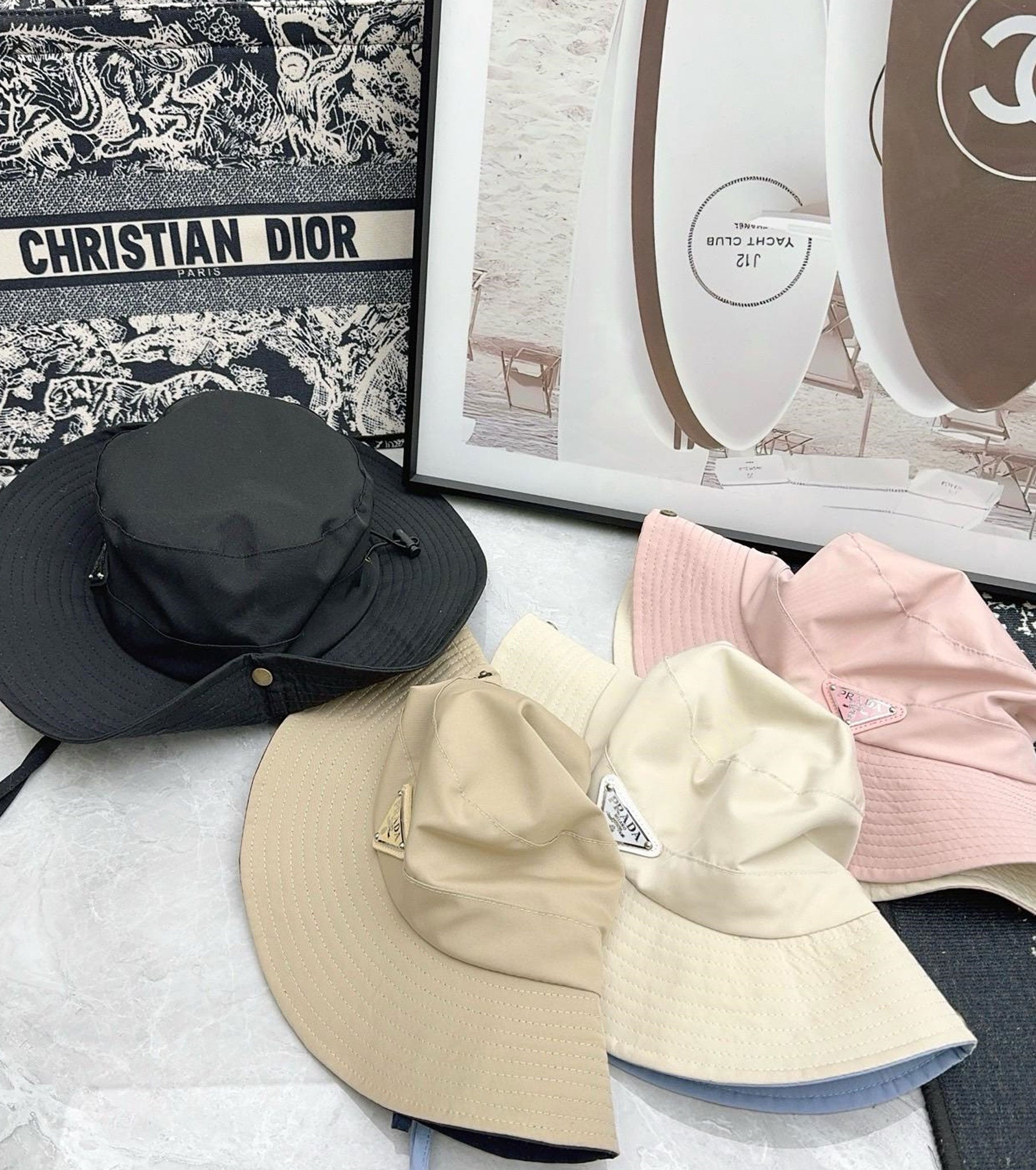 Bucket hat