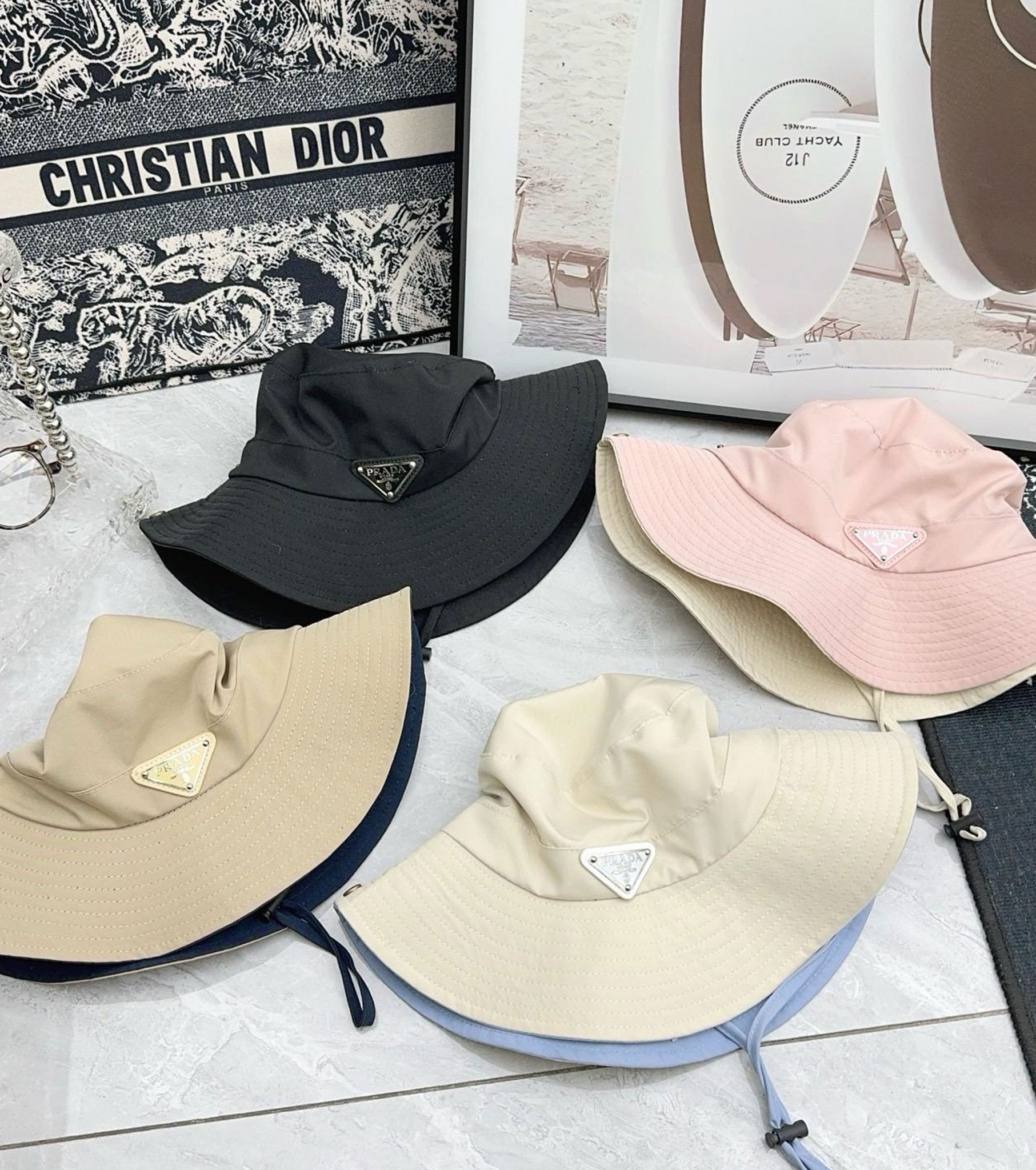 Bucket hat