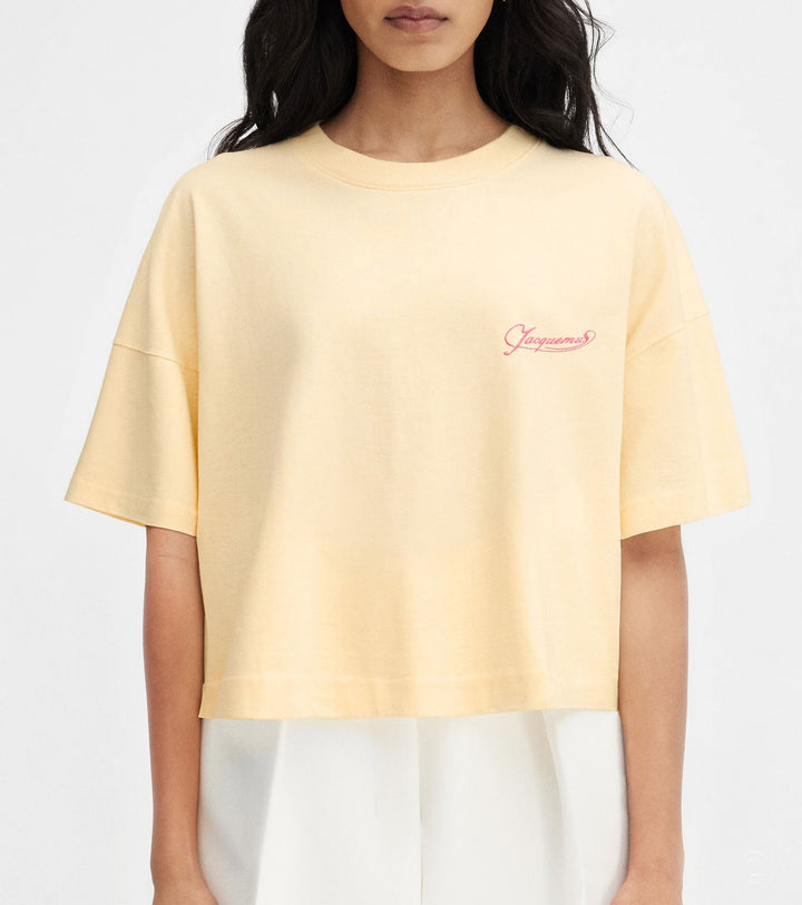 Model wear The Corto t-shirt - Nixxy Shop