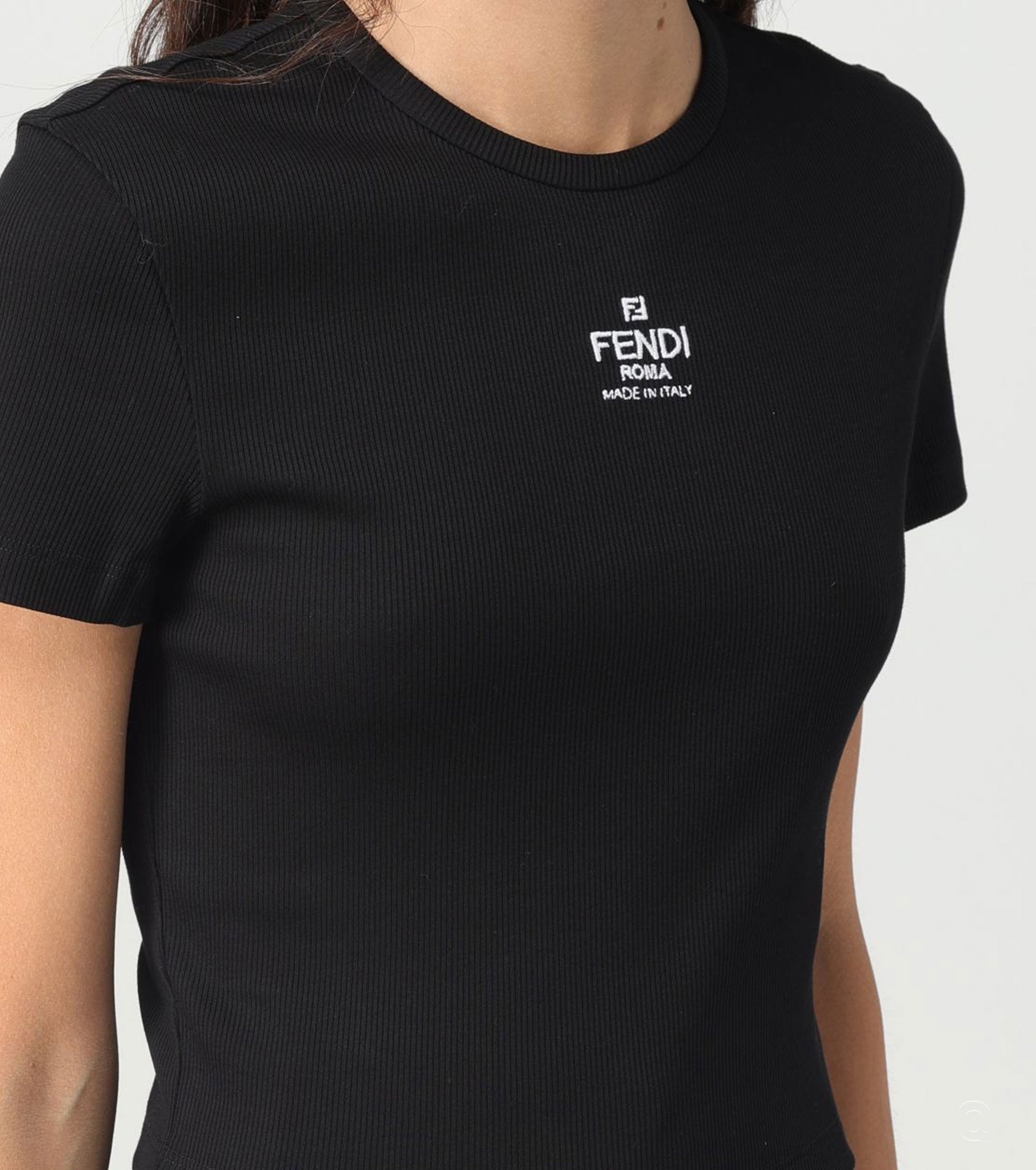 Embroidered Logo T-shirt FN1331