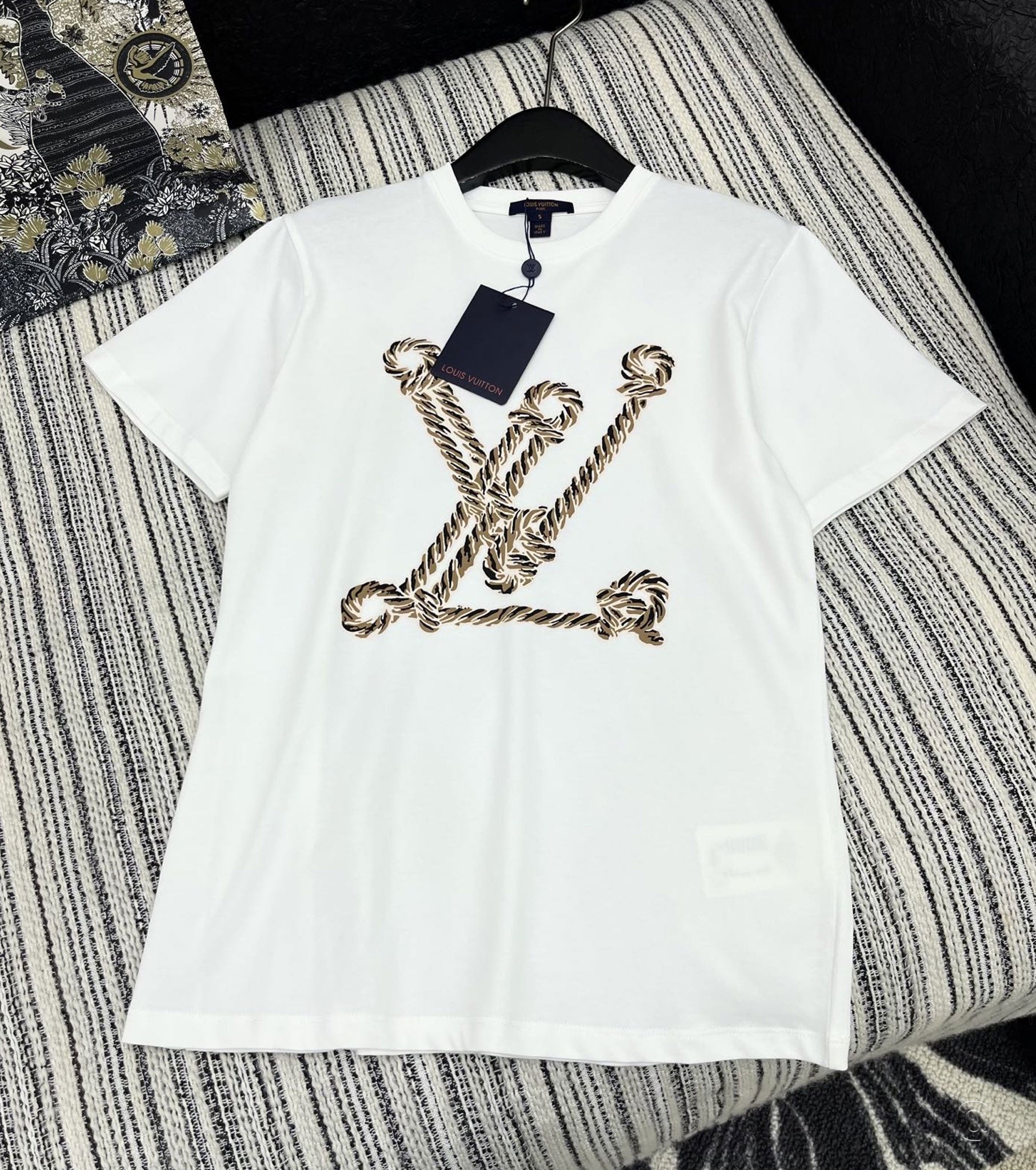Women logo t-shirt