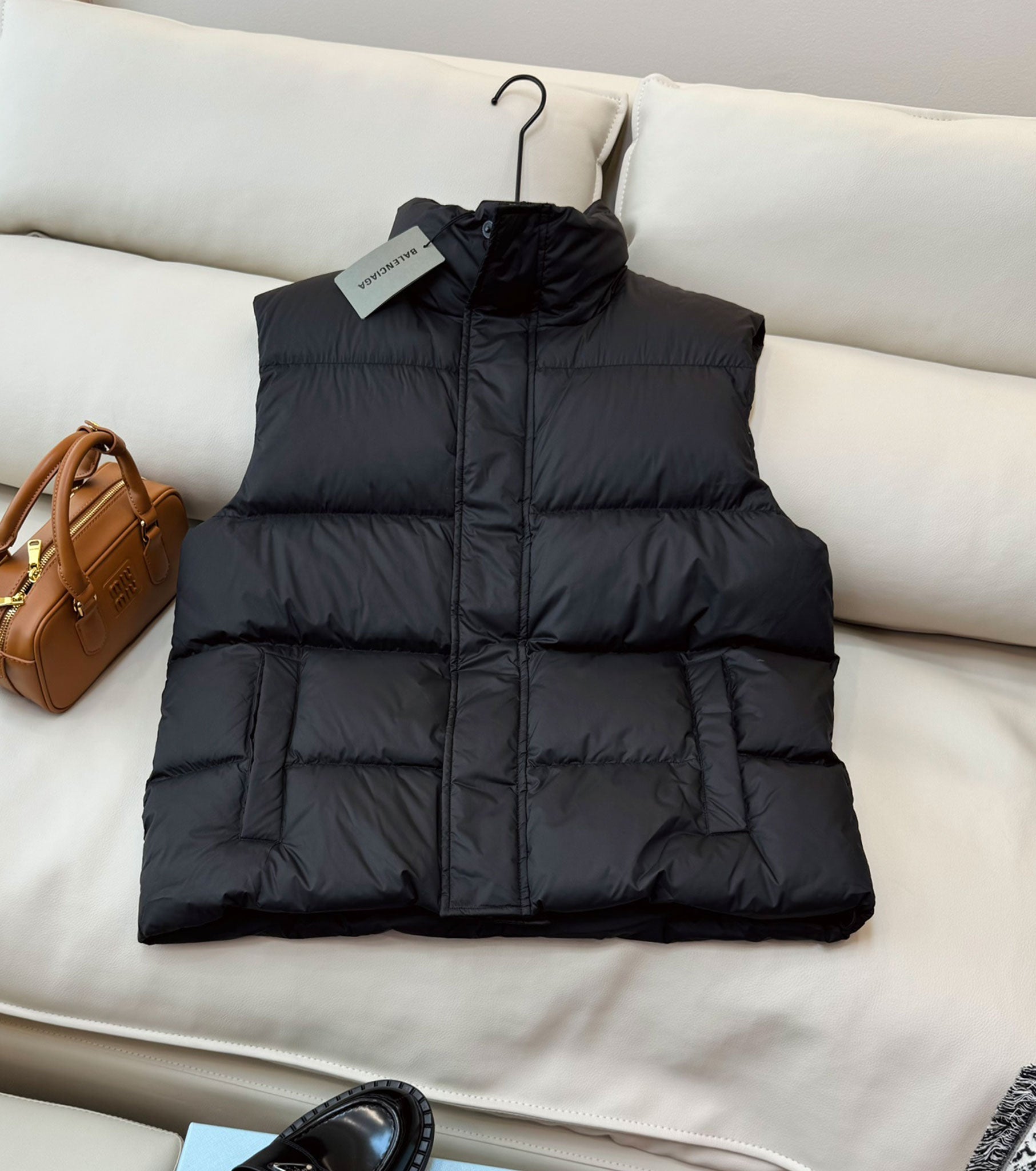 Women down vest
