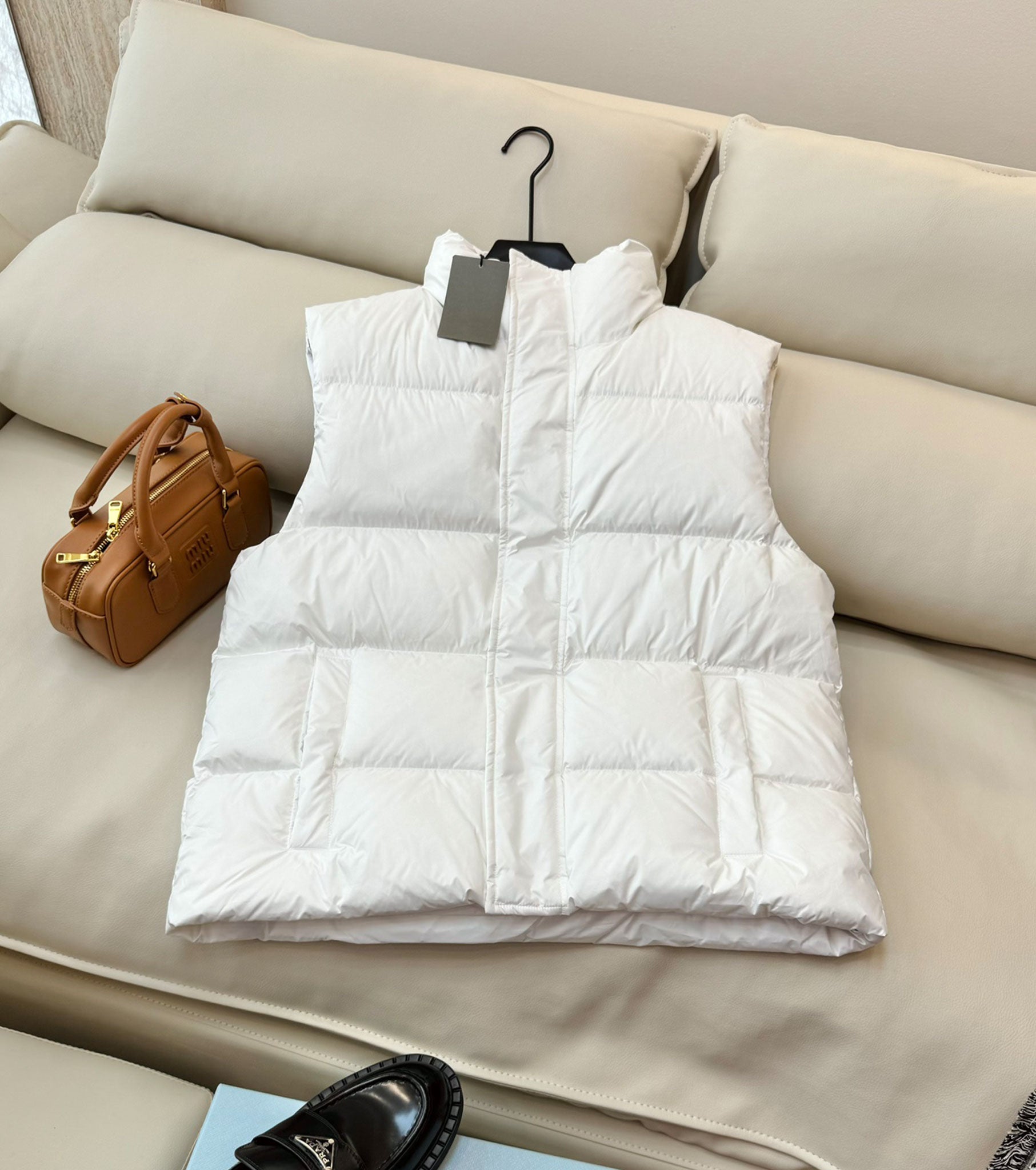 Women down vest