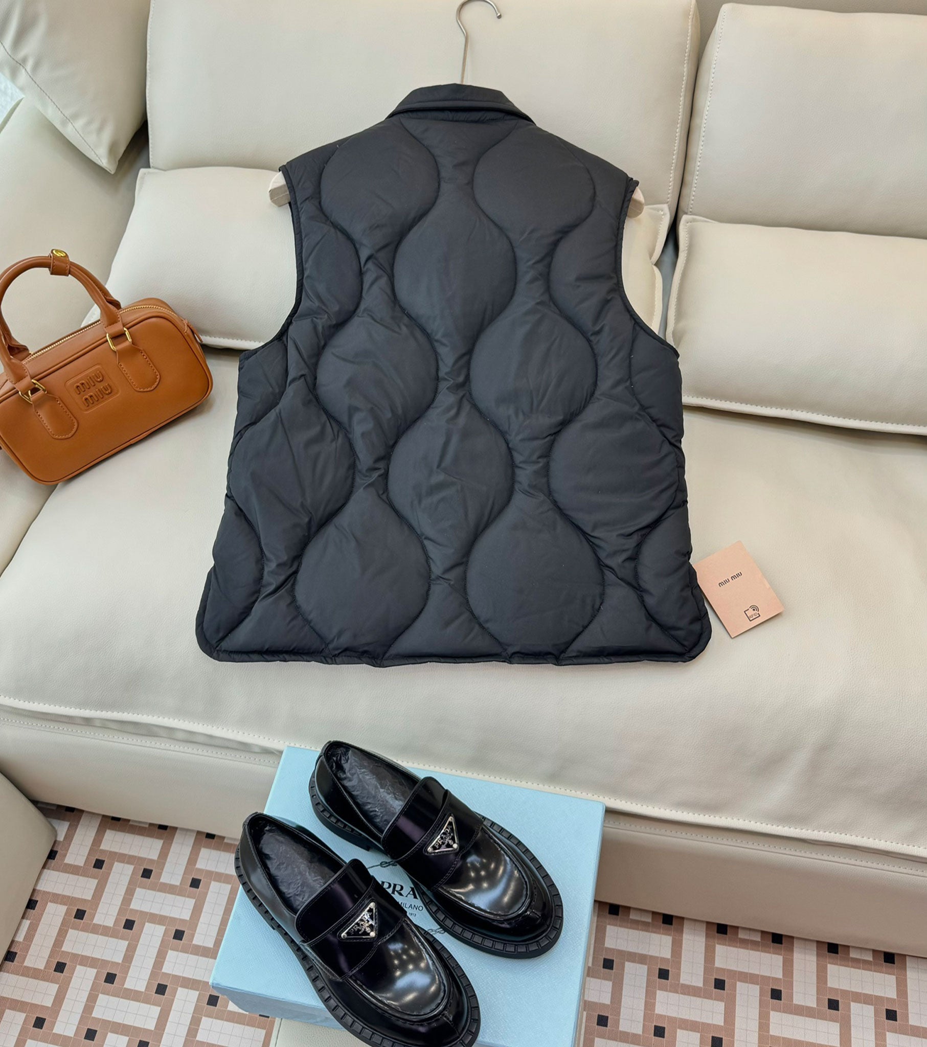 Women down vest